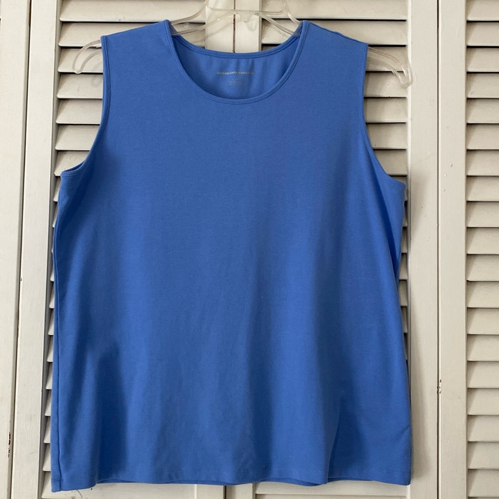 Allison Daley Blue sleeveless Tee size Large